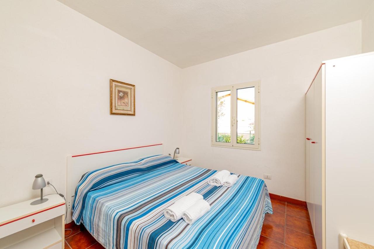 Residence Arcobaleno Сан-Теодоро Екстер'єр фото