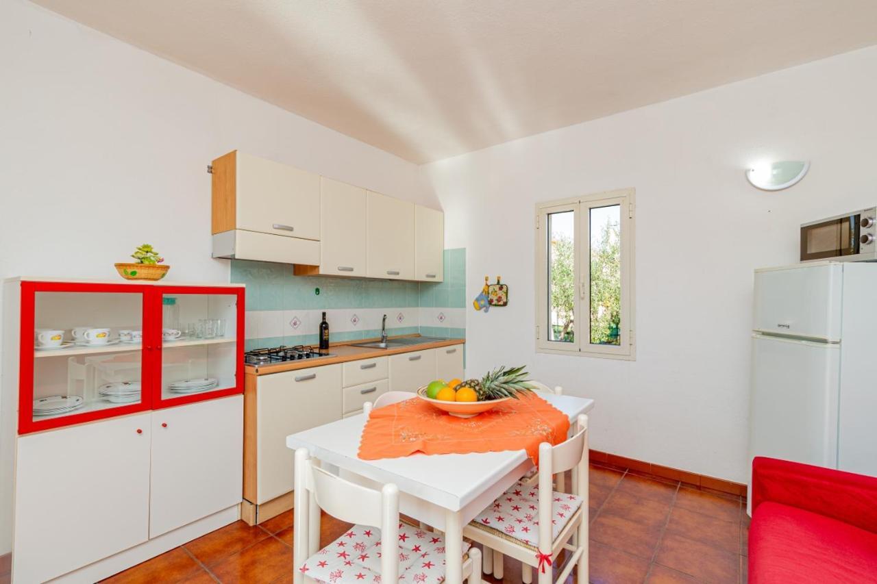 Residence Arcobaleno Сан-Теодоро Екстер'єр фото